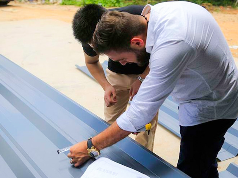 Высокоскоростная машина для профилирования кровельных листов