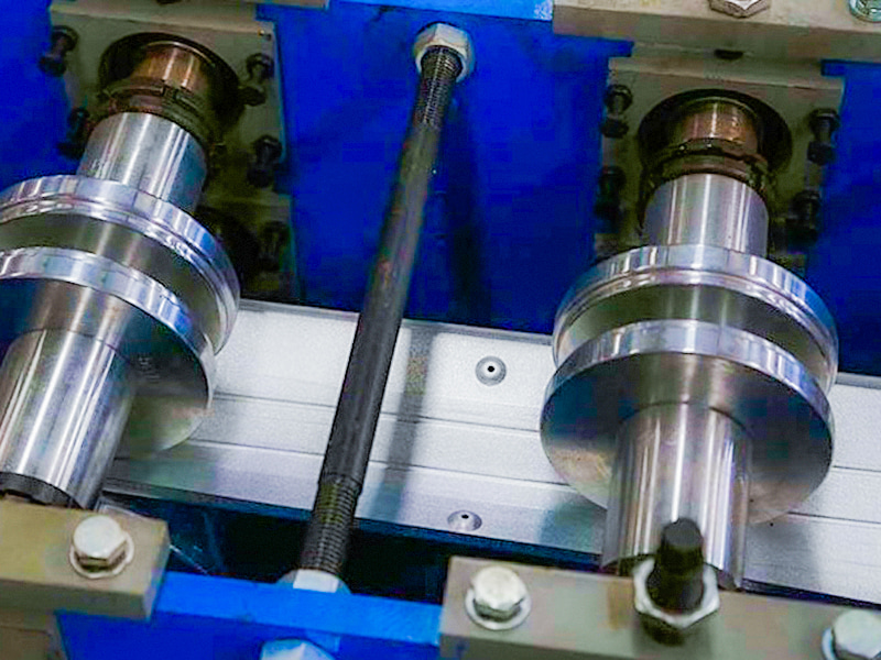 Профилегибочная машина для поддонов