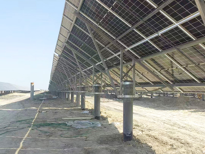 YX25-820 Простая в установке профилегибочная машина для фотоэлектрической плитки