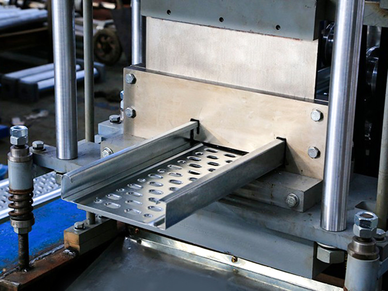 Профилегибочные машины для производства строительных лесов