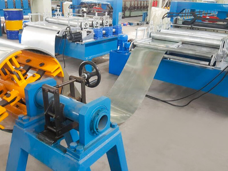 Простая машина для сплющивания и резки рулонов